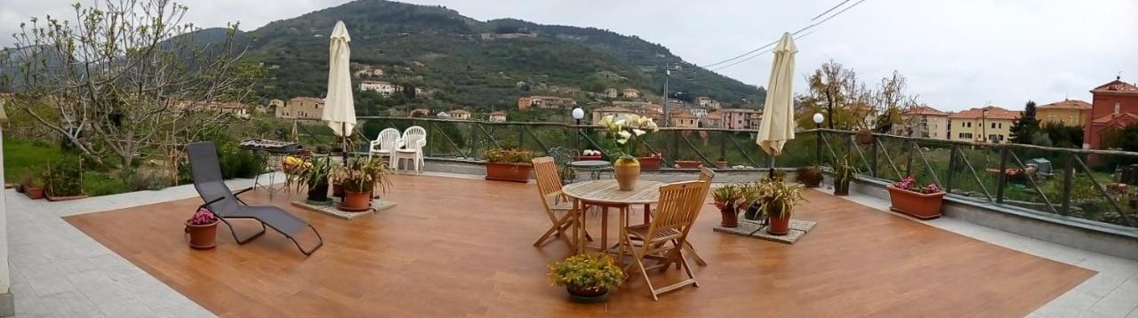 Casa Papaveri Rossi Finale Ligure Dış mekan fotoğraf